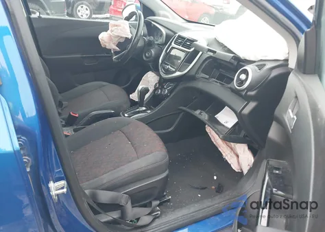 2018 Chevrolet Sonic Lt Auto z USA, uszkodzony, nr VIN 1G1JD6SH4J4102399